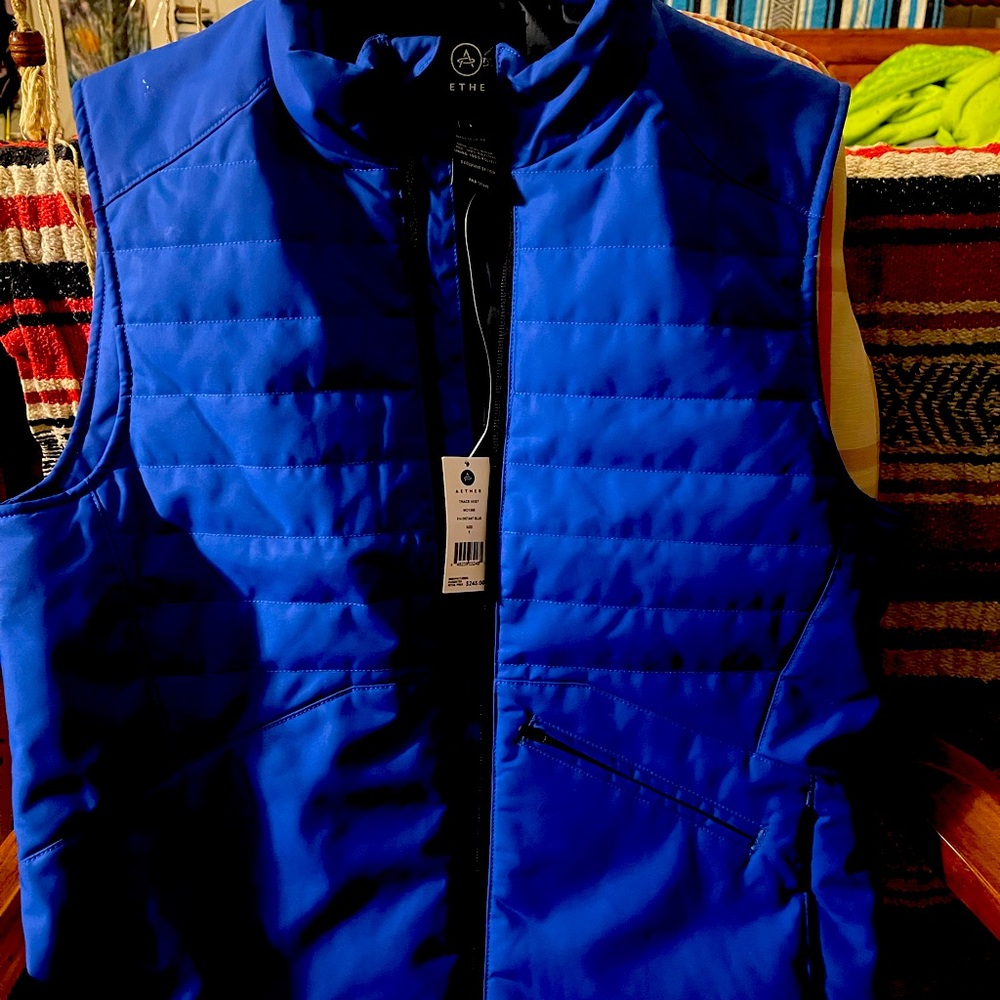 Aether down Vest. (Heavy duty, eye catching)